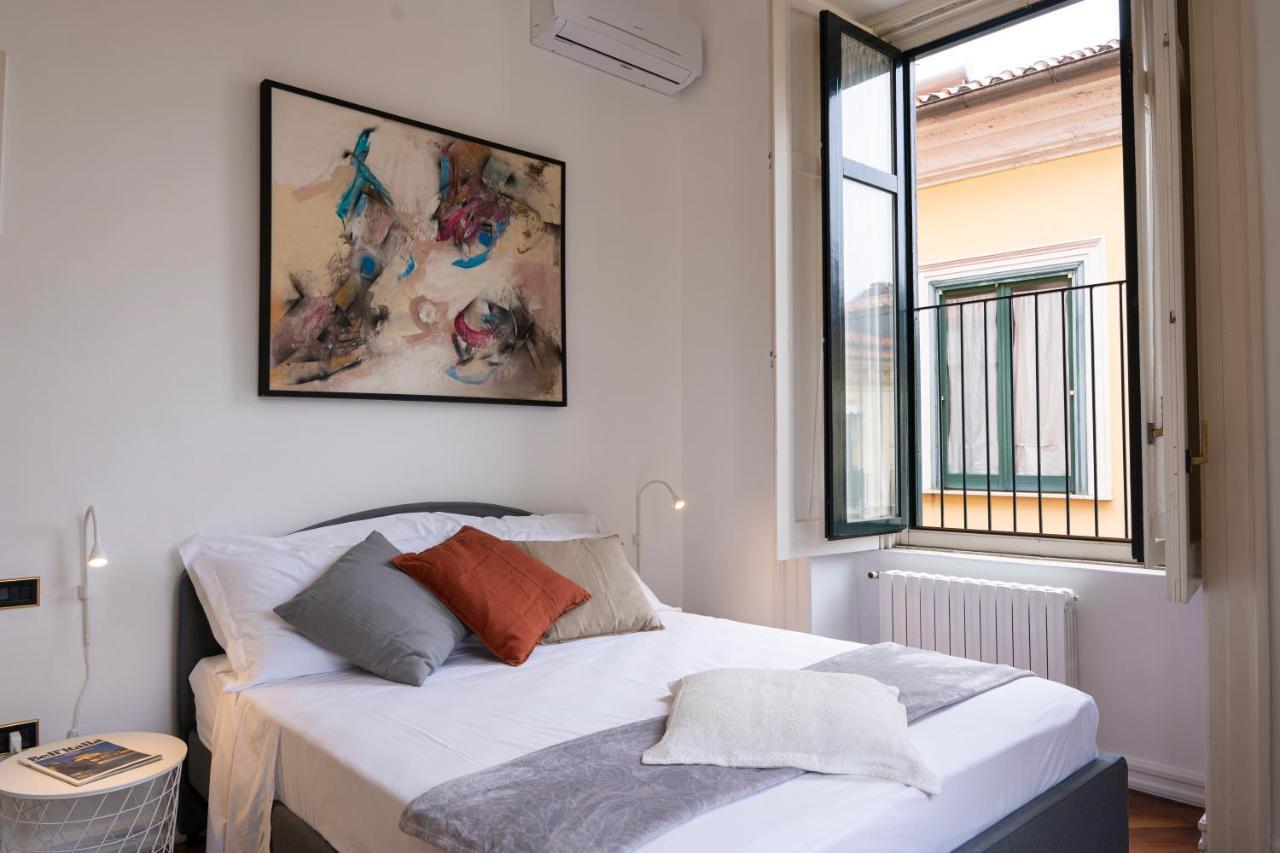 Bella Domus Suites Salerno Exterior foto