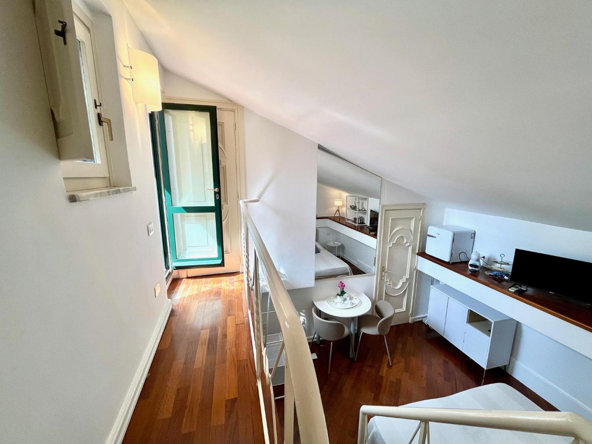 Bella Domus Suites Salerno Exterior foto